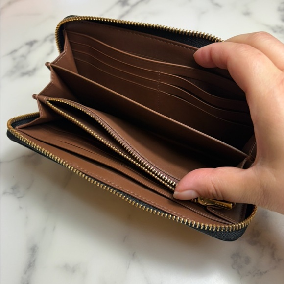 Coach X Jean Michael Basquiat Large Zip Around Wallet - Picture 7 of 10